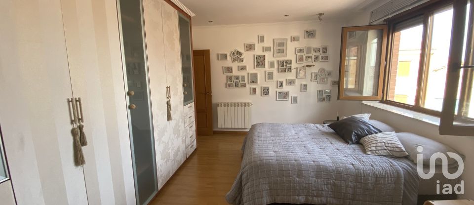 Casa adossada 4 habitacions de 145 m² a Oteruelo de la Valdoncina (24009)