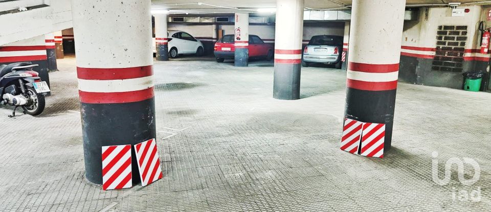 Parking/garage/box de 8 m² à Barcelona (08015)