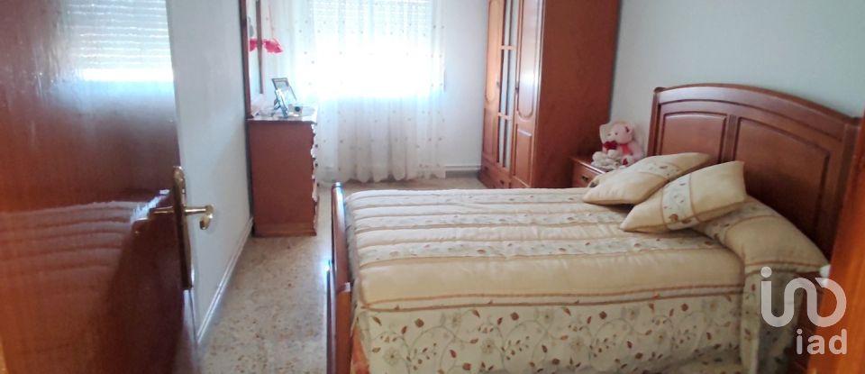 Apartment 3 bedrooms of 94 m² in Astudillo (34450)