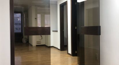 Commercial space of 137 sq m in Barcelona (08024)