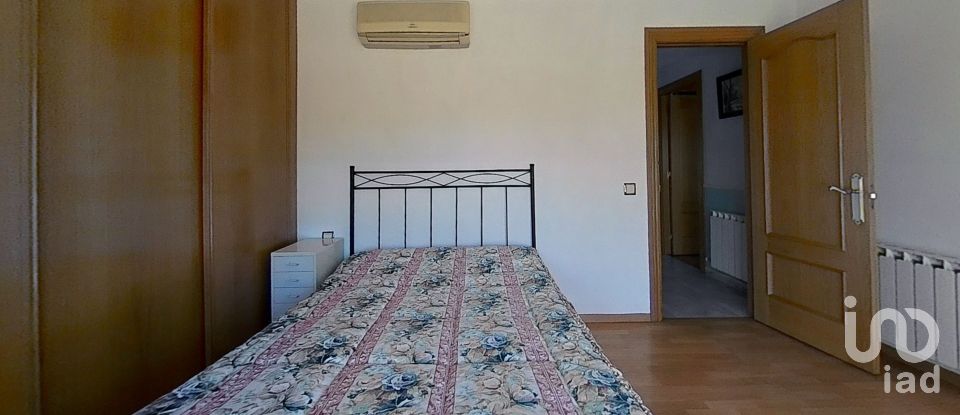 Casa 6 habitaciones de 345 m² en Zaragoza (50011)