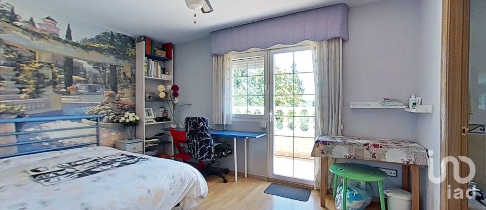 House 6 bedrooms of 345 m² in Zaragoza (50011)