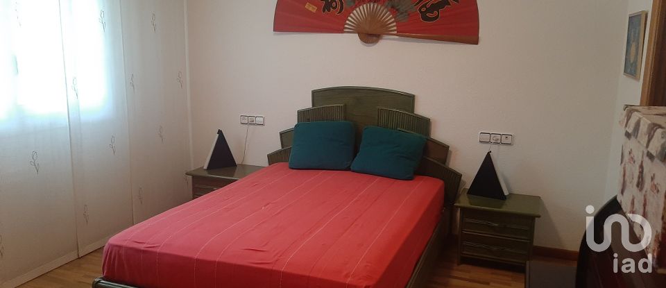 Casa 4 habitacions de 164 m² a Castelldefels (08860)