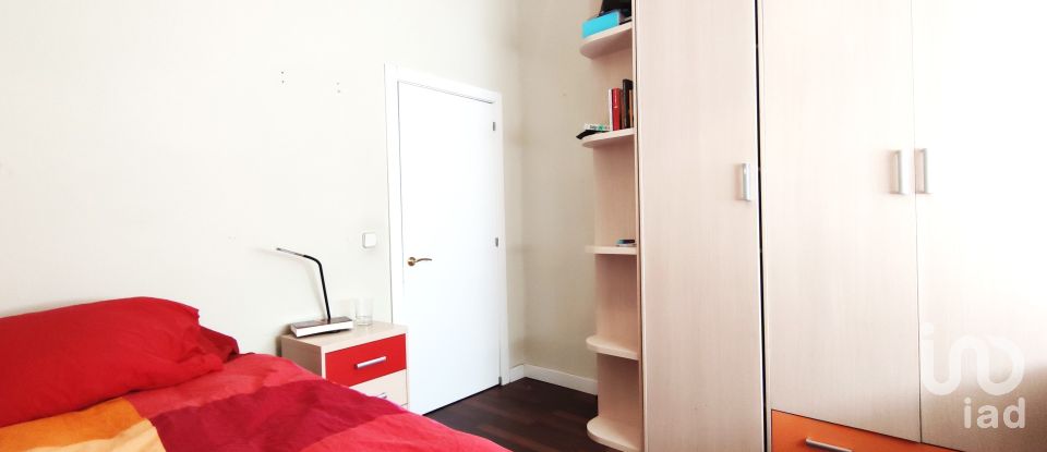 Pis 4 habitacions de 107 m² a Madrid (28015)