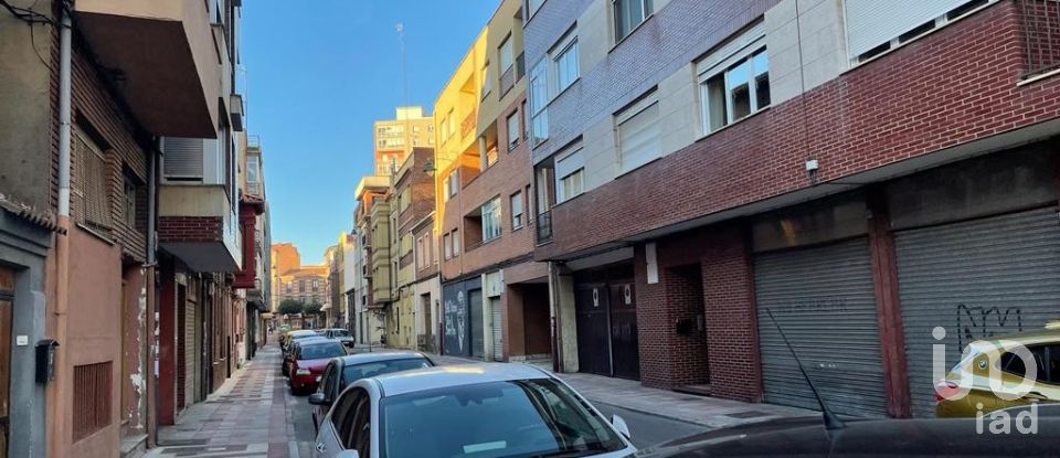 Casa 0 habitaciones de 160 m² en León (24009)
