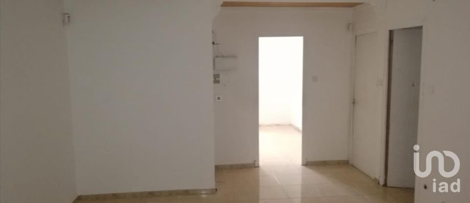 Pis 2 habitacions de 70 m² a Sabadell (08207)