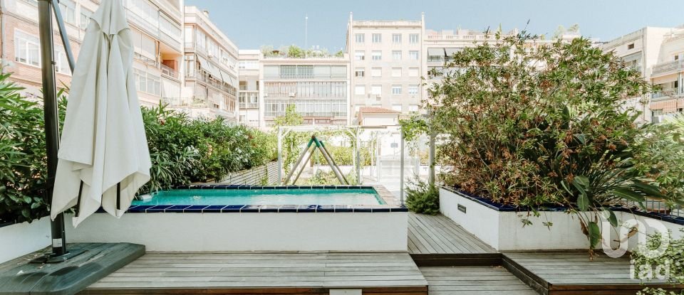 Piso 5 habitaciones de 298 m² en Barcelona (08010)
