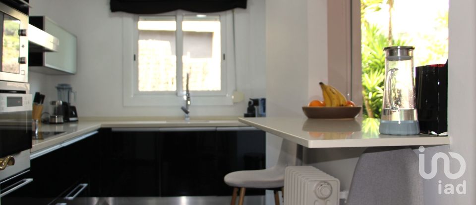Maison 5 chambres de 325 m² à Sant Andreu de Llavaneres (08392)