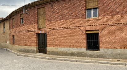 Town house 3 bedrooms of 564 m² in Toral de los Guzmanes (24237)