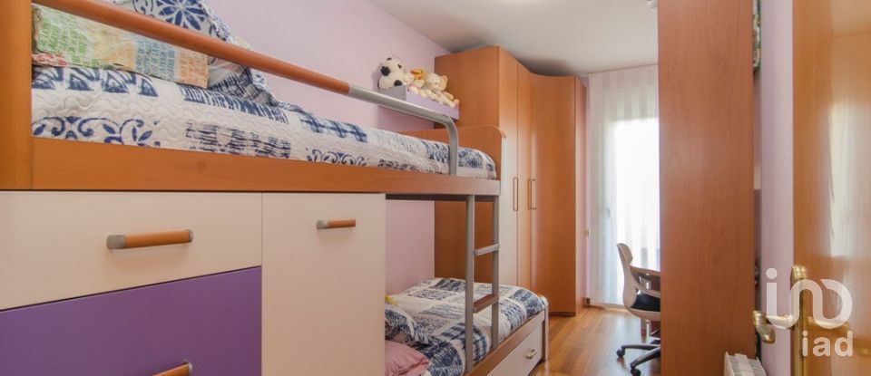 Maison 4 chambres de 323 m² à Mas d'en Serra (08812)