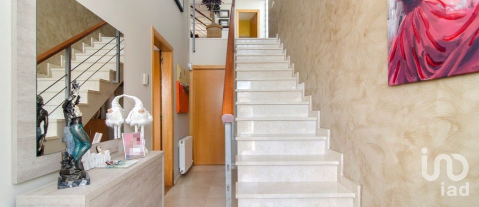 Casa 4 habitaciones de 323 m² en Mas d'en Serra (08812)