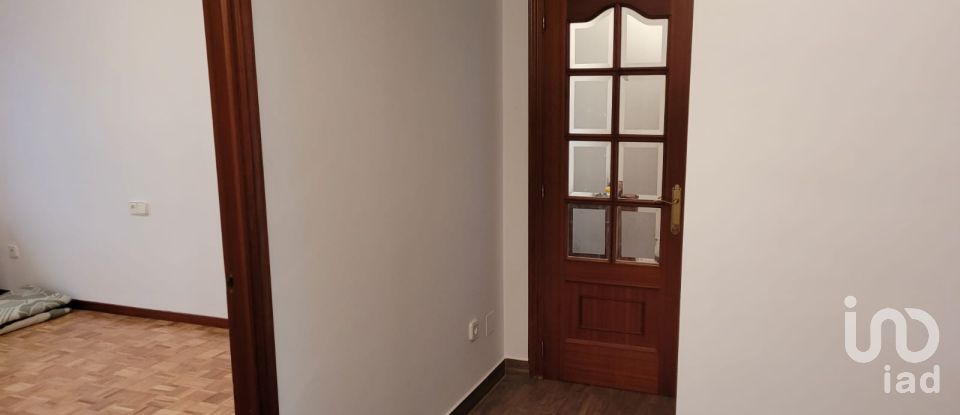 Apartment 4 bedrooms of 119 m² in Foz (27780)