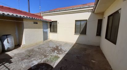 House/villa 3 bedrooms of 73 sq m in La Bañeza (24750)