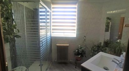 Piso 0 habitaciones de 95 m² en Valencia de Don Juan (24200)