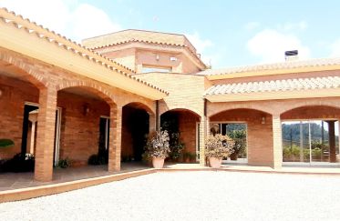 House 7 bedrooms of 650 m² in Castellvell del Camp (43392)