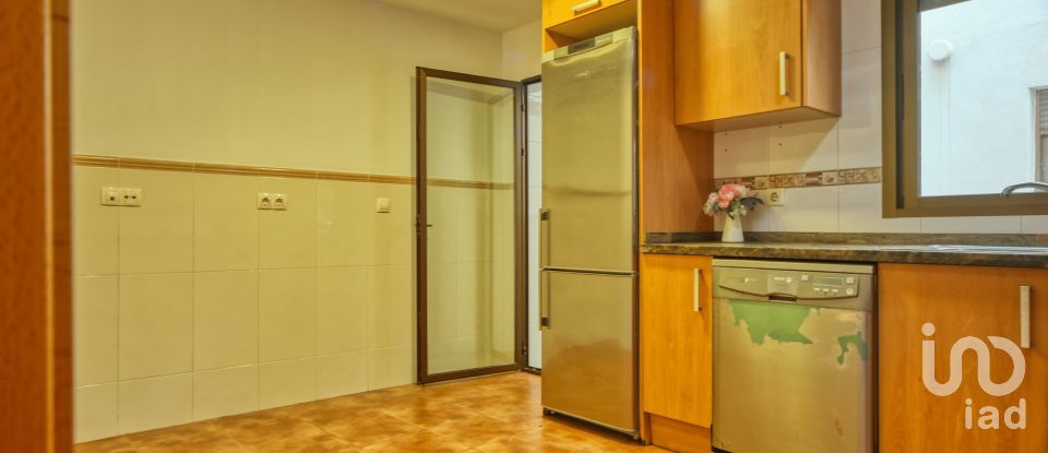 Apartment 3 bedrooms of 179 m² in Vila-Real/Villarreal (12540)