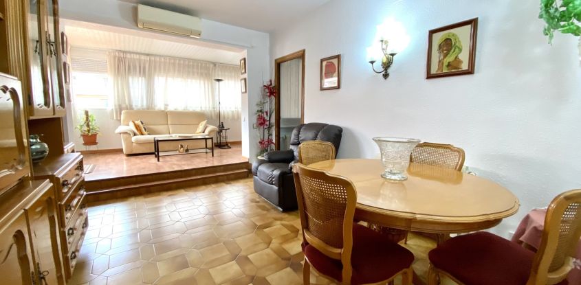 Pis 3 habitacions de 65 m² a L'Hospitalet de Llobregat (08905)