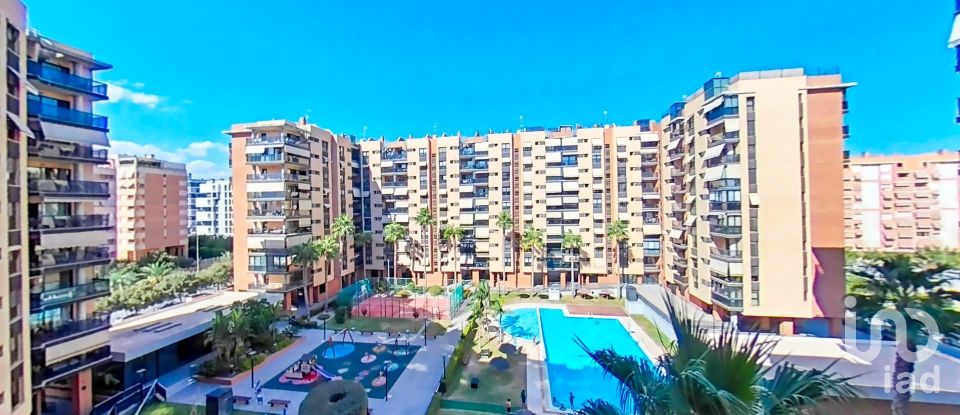 Pis 3 habitacions de 107 m² a Alicante/Alacant (03005)