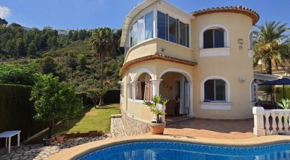 House 5 bedrooms of 215 m² in Dénia (03700)