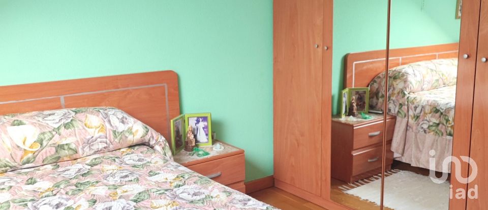 Apartment 3 bedrooms of 76 m² in Venta de Baños (34200)