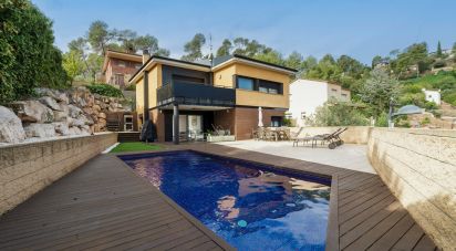 Casa 5 habitaciones de 277 m² en Corbera de Llobregat (08757)