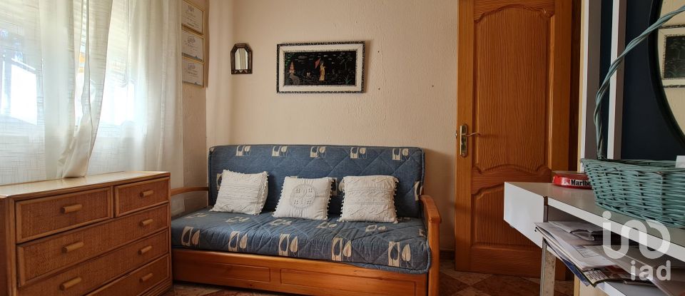 Pis 3 habitacions de 92 m² a Algeciras (11204)