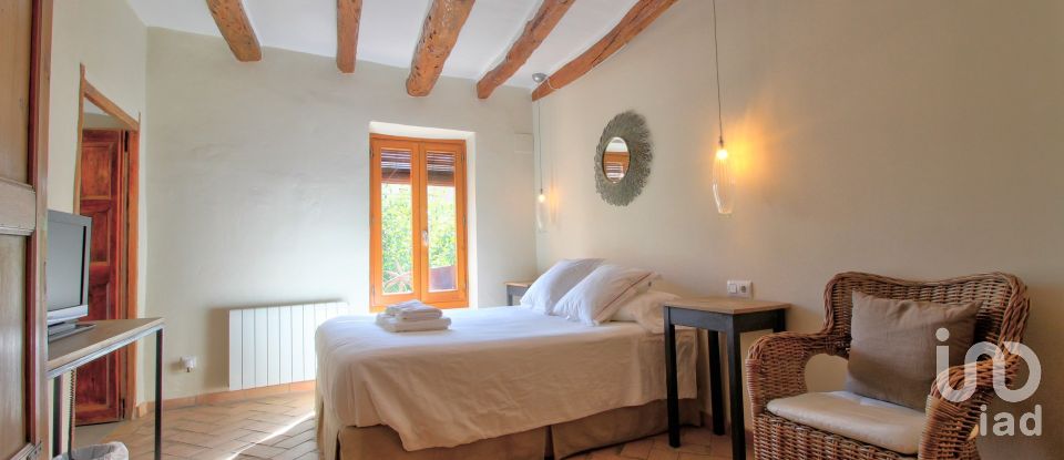House 10 bedrooms of 626 m² in Els Guiamets (43777)