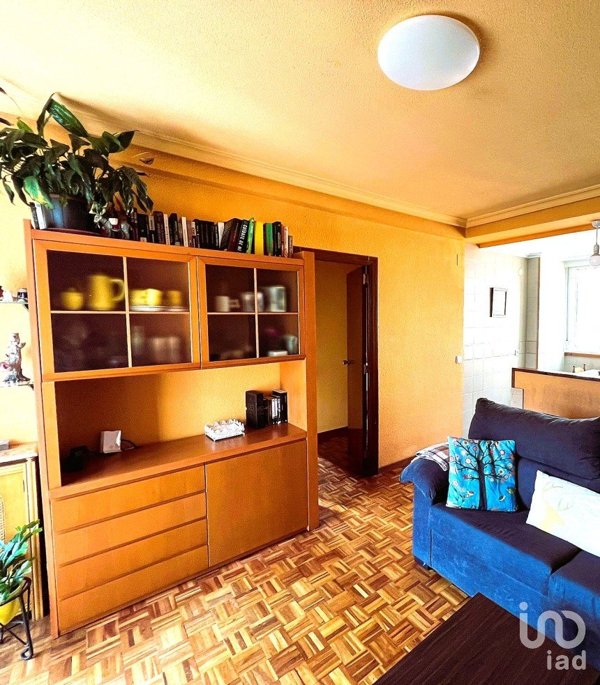 Pis 2 habitacions de 64 m² a Canales-La Magdalena (24120)