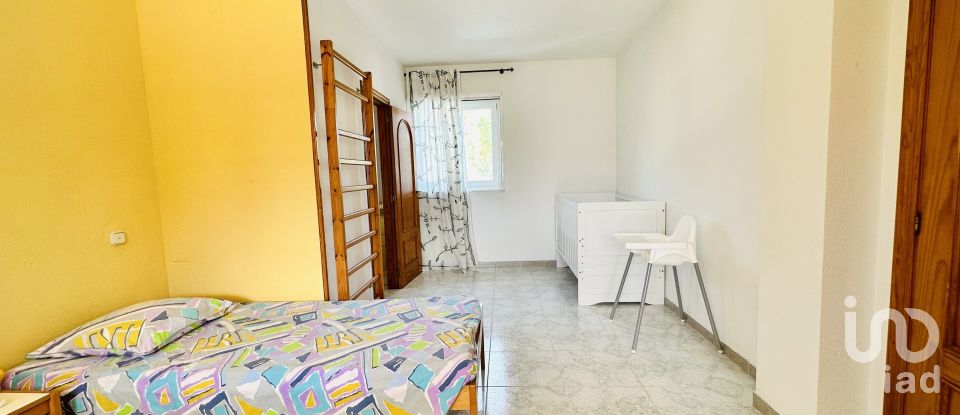 Cottage 4 bedrooms of 220 m² in El Campello (03560)