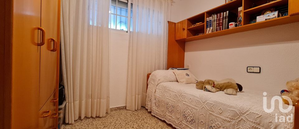 Pis 3 habitacions de 100 m² a Algeciras (11207)