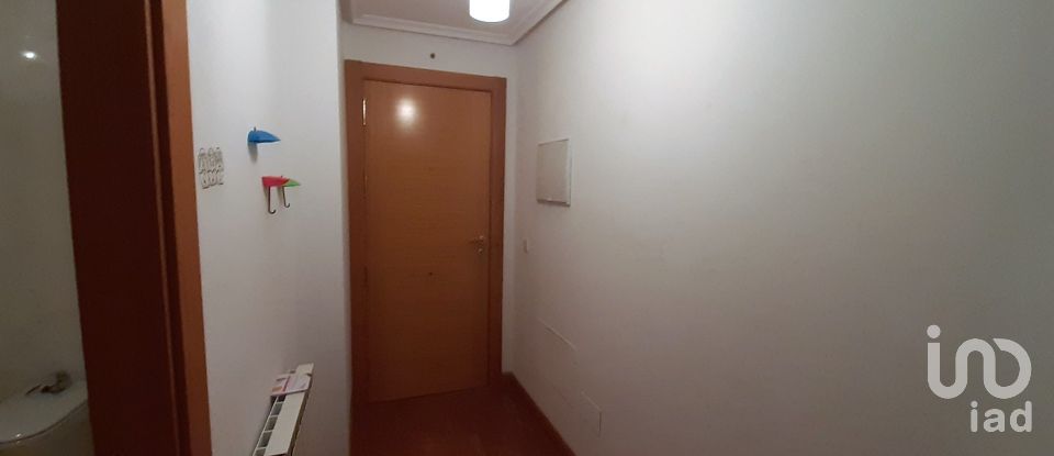 Dúplex 3 habitaciones de 165 m² en La Bañeza (24750)