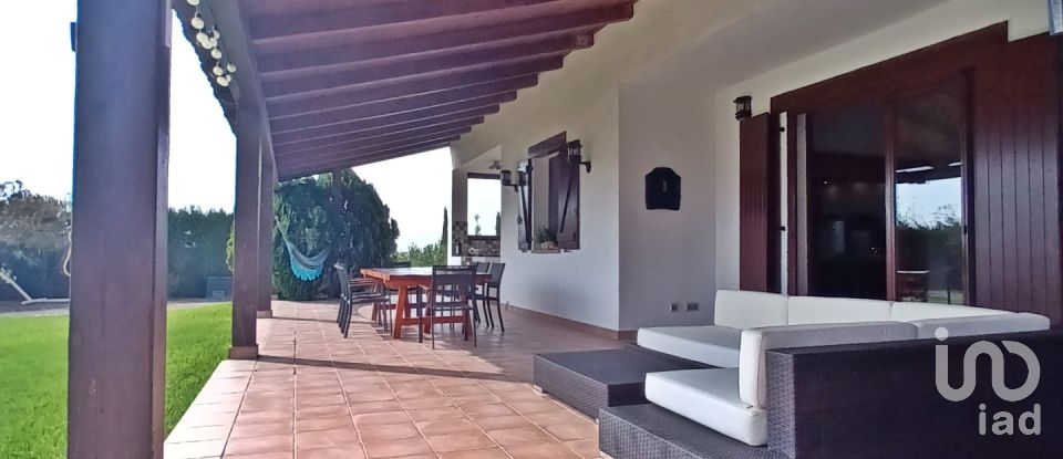 Cottage 4 bedrooms of 429 m² in Purias (30813)