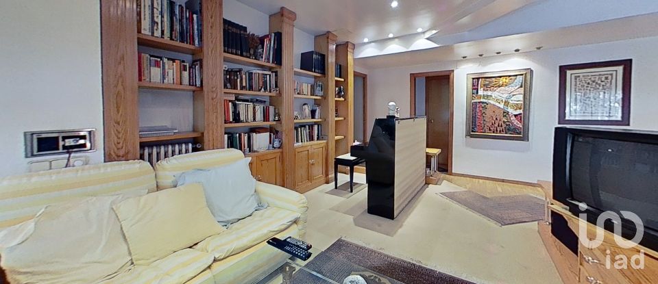 Apartment 2 bedrooms of 139 m² in Zaragoza (50007)