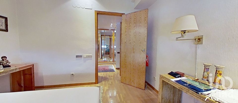 Appartement 2 chambres de 139 m² à Zaragoza (50007)