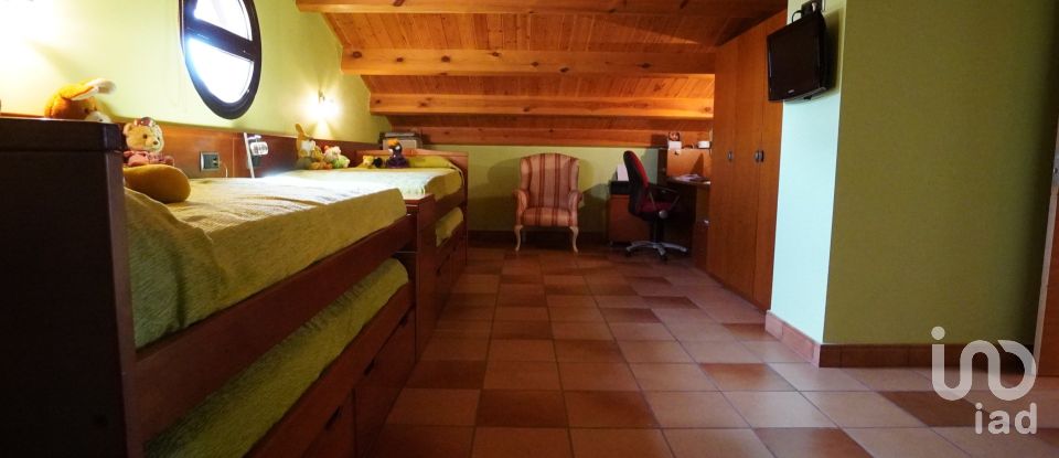 Cottage 4 bedrooms of 409 m² in Roda de Bara (43883)