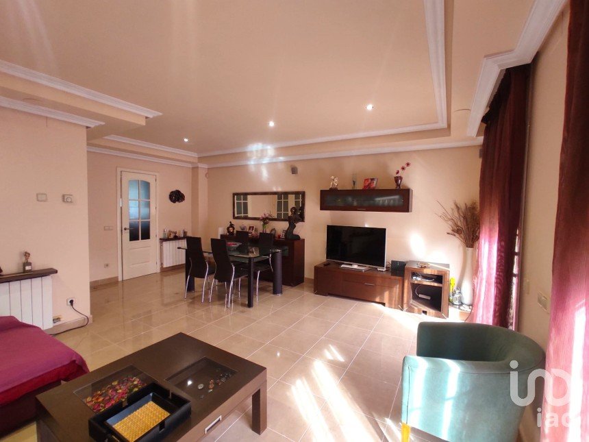 Maison 3 chambres de 178 m² à El Vendrell (43700)