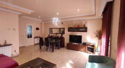 Maison 3 chambres de 178 m² à El Vendrell (43700)