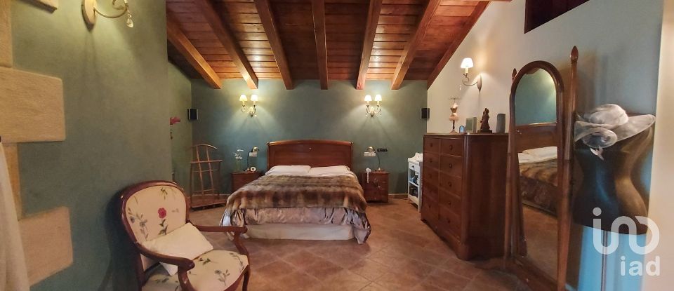House 5 bedrooms of 531 m² in Berastegi (20492)