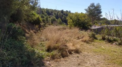 Land of 400 m² in Canyelles (08811)