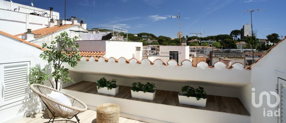 House 5 bedrooms of 285 m² in Sant Pol de Mar (08395)
