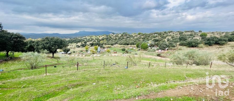 Land of 3,858 m² in Almorox (45900)