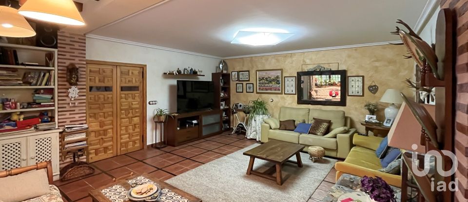 Casa 7 habitaciones de 770 m² en Villariezo (09195)