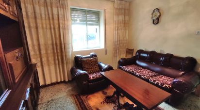 House 4 bedrooms of 373 m² in Cembranos (24231)