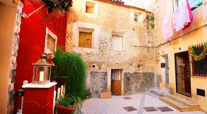 House 7 bedrooms of 175 m² in Xixona (03100)