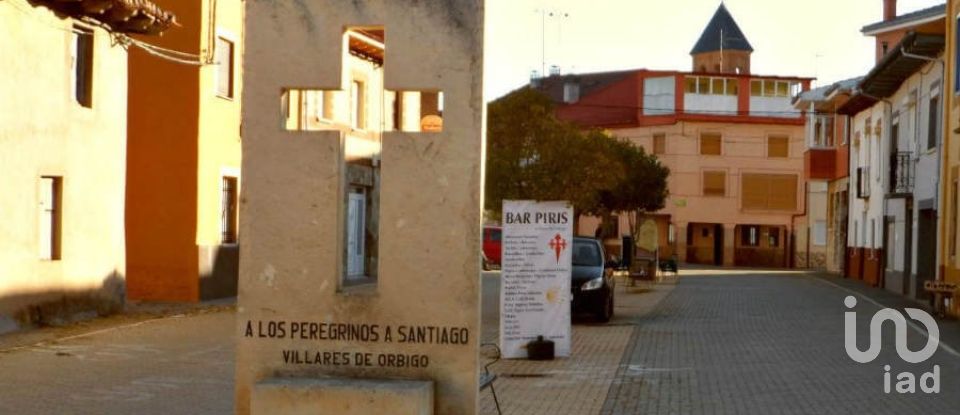 Casa 3 habitaciones de 281 m² en Villares de Órbigo (24288)