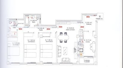 Pis 3 habitacions de 89 m² a León (24008)