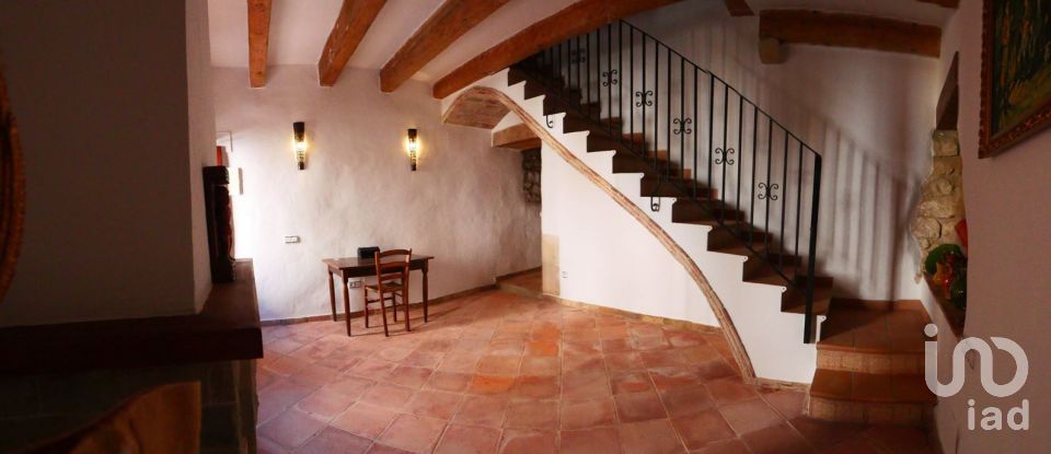Maison 3 chambres de 220 m² à Cervera del Maestre (12578)