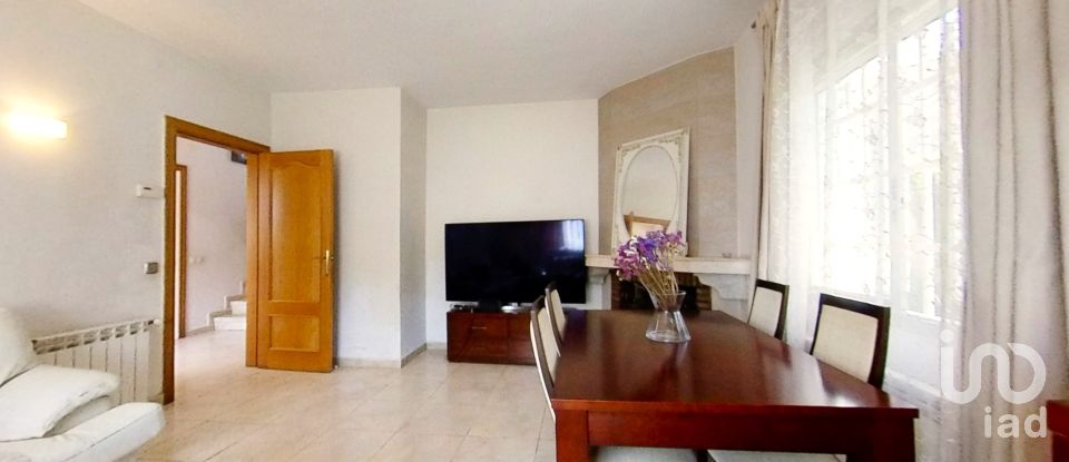 House 5 bedrooms of 184 m² in El Vendrell (43700)