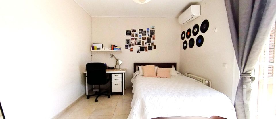 Maison 5 chambres de 184 m² à El Vendrell (43700)