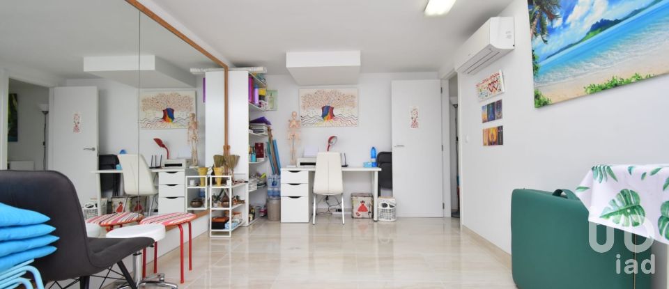 Pis 3 habitacions de 97 m² a Castellón de la Plana/Castelló de la Plana (12006)